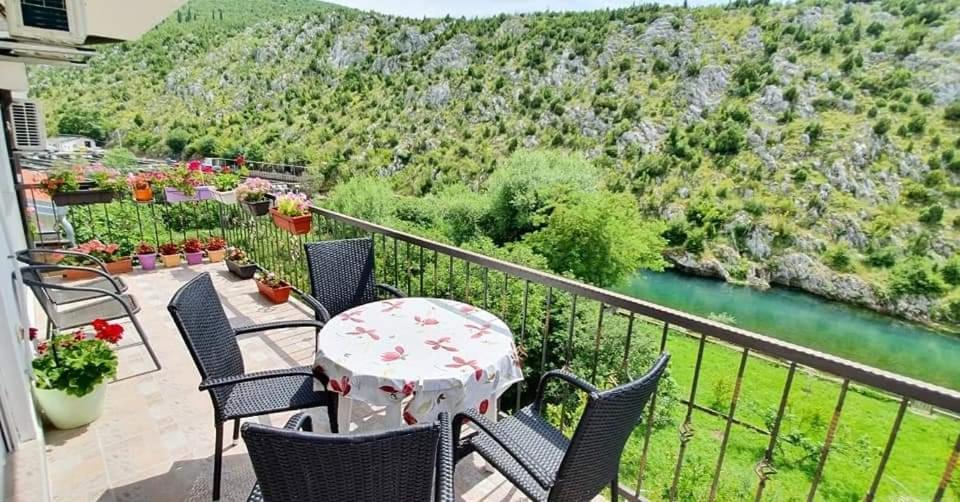 Villa Basic Blagaj Eksteriør bilde